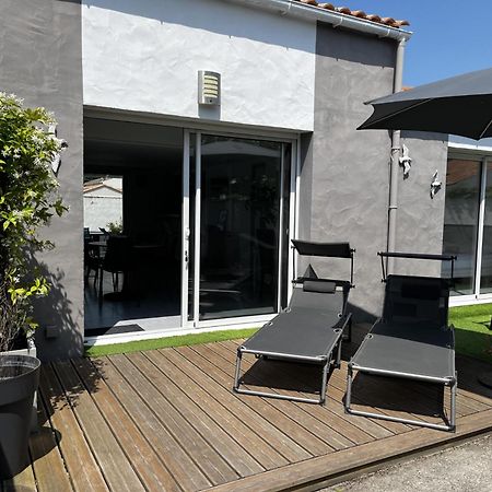 La Tranquilite Bleue - Maison Avec Parking Cloture レ・サ​​ーブル・ドロンヌ エクステリア 写真